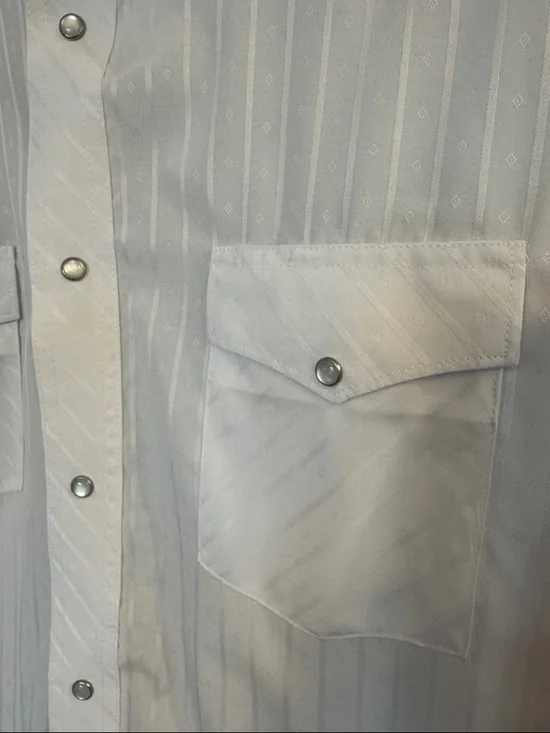 Wrangler White Pinstripe Western Snap-Front Shirt, XL - Picture 6 of 7